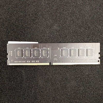 【大須店】中古  PC4-17000 8GB デスクトップ用(DDR4-2133) 126161 