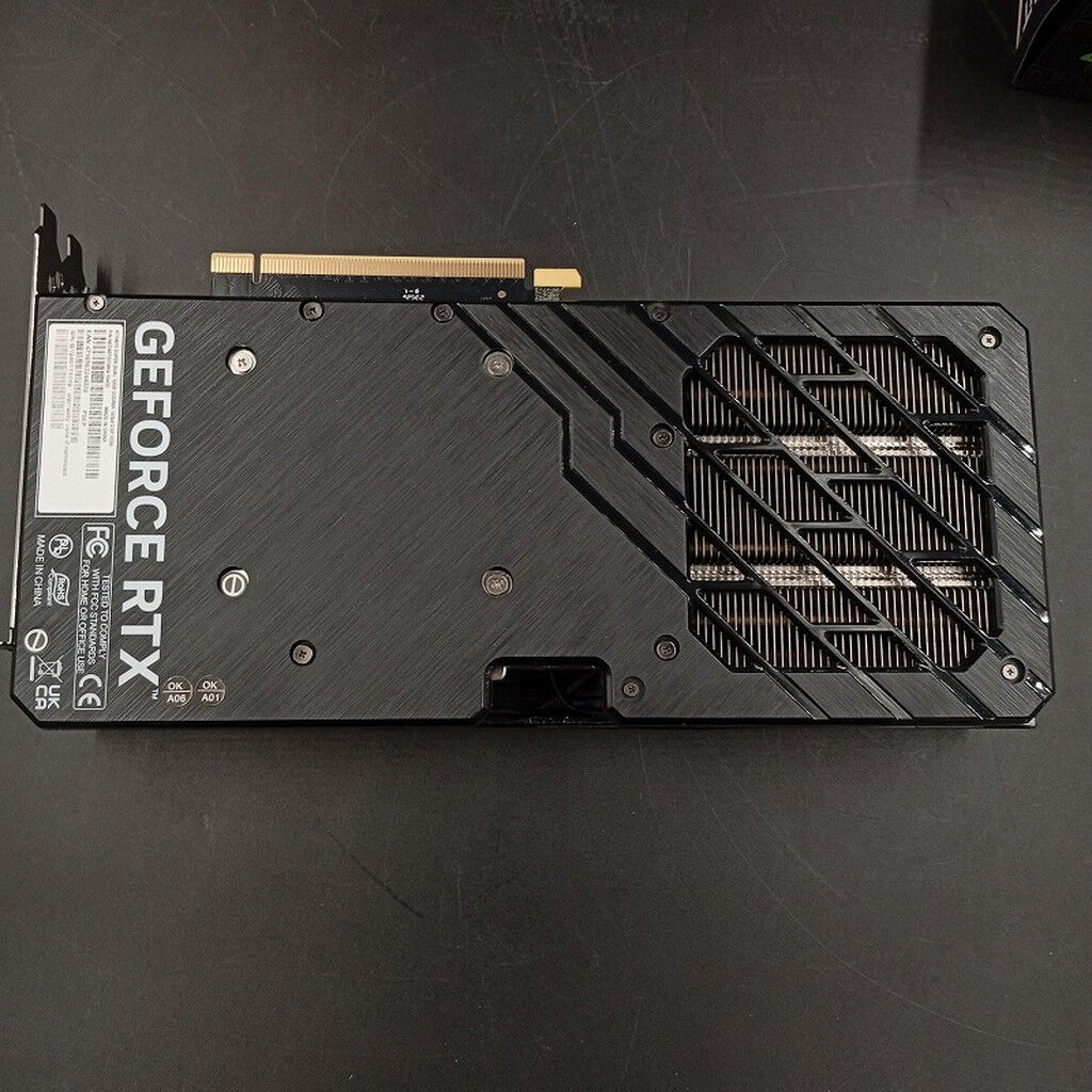 激レア 初代ゲート 新品未使用品 15ポンド NE75080019T2-GB2030G (GeForce RTX 5080 GameRock 16GB