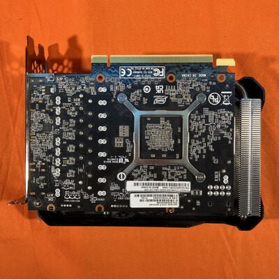 【なんば店】中古  Palit NE6406T019P1-1060F (RTX4060Ti 8GB) 158557 