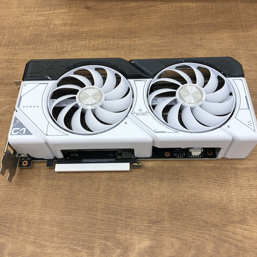 中古 ASUS DUAL-RTX4070-O12G-WHITE (RTX4070 12GB) 3400007461