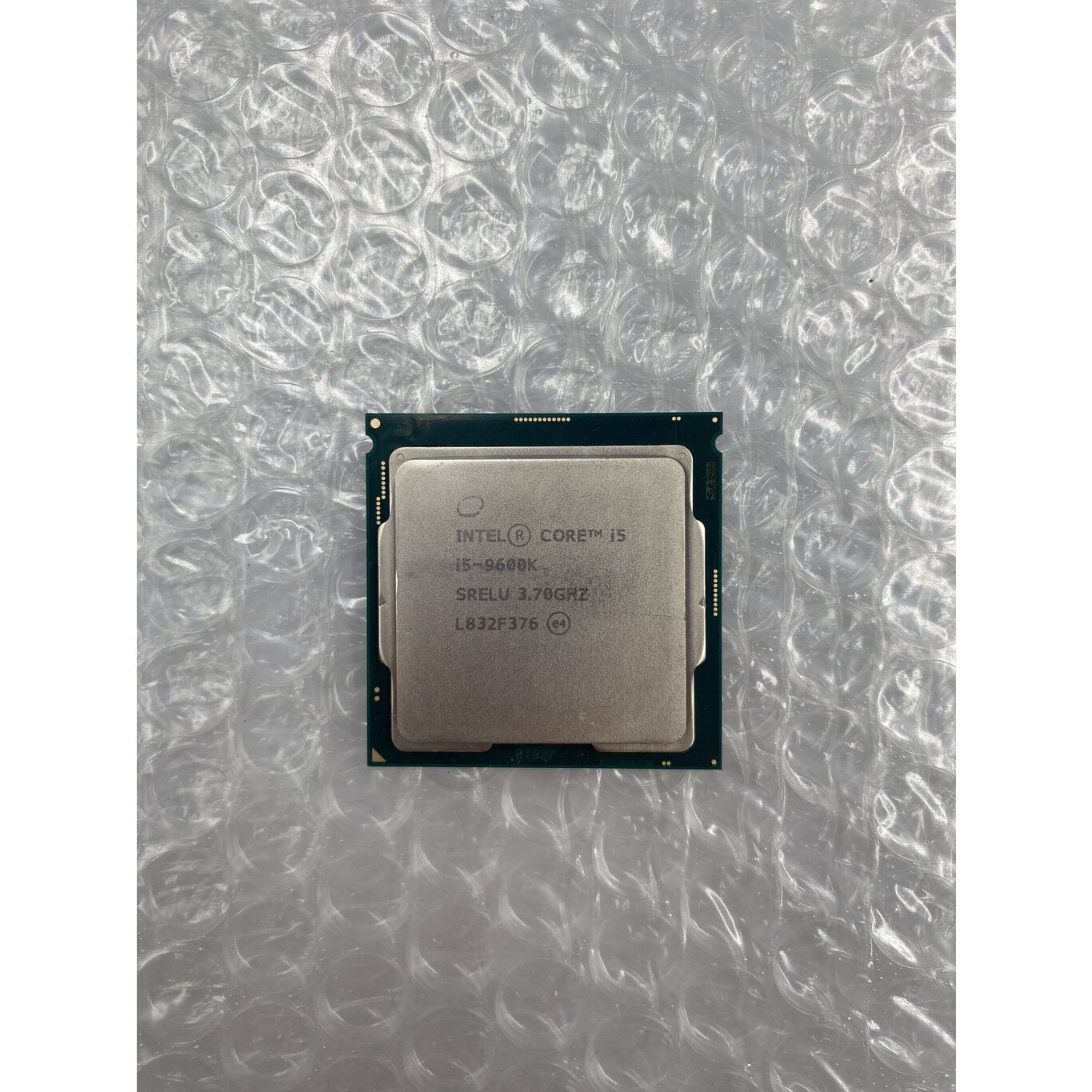 中古 INTEL Core i5-9600K (1151/3.70GHz/9M/C6/T6) 138480 （392599