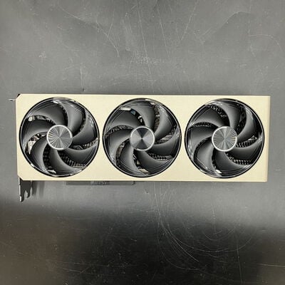 【大須店】中古  GeForce RTX 5070 12G INSPIRE 3X OC 3120023327 