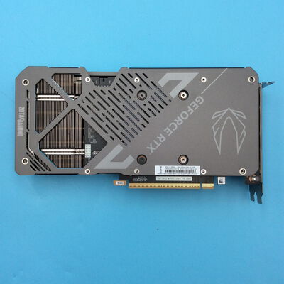 【秋葉原本店】中古  ZOTAC ZT-B50700D-10P SOLID (RTX5070 12GB) 176910 