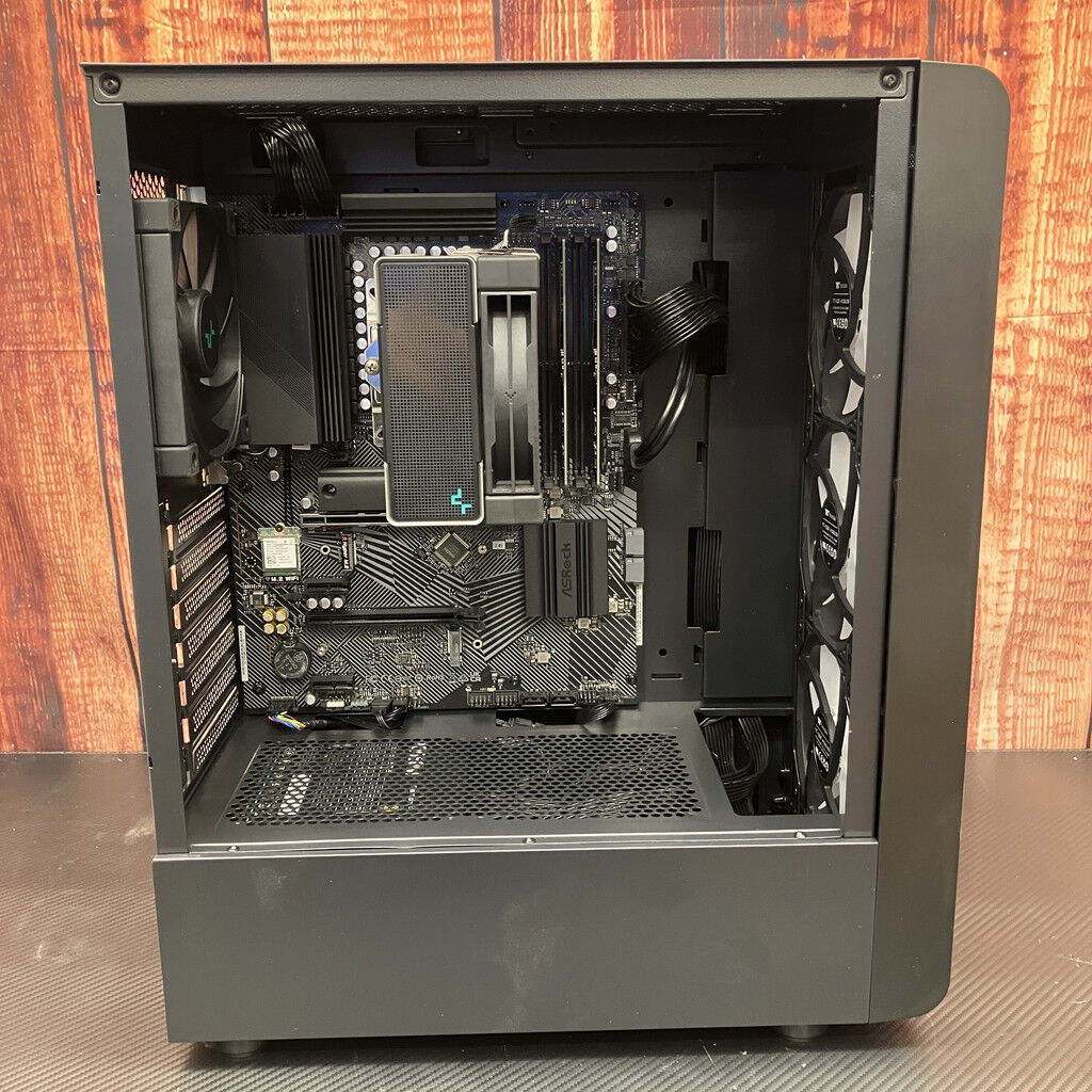 中古 自作パソコン(Ryzen 5 8500G/16GB/SSD1TB/W11H) 5070001745