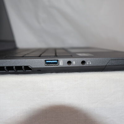 【通販センター】中古  THIRDWAVE GALLERIA GCR2070RGF-QC-G(Intel Core i7 9750H/16GB DDR4 (PC4)/SSD1TB/なし/NVIDIA GeForce RTX 2070 with Max-Q Design 8GB/15.6/1920x1080/Wi-Fi/W11H64 MAR) 201368 