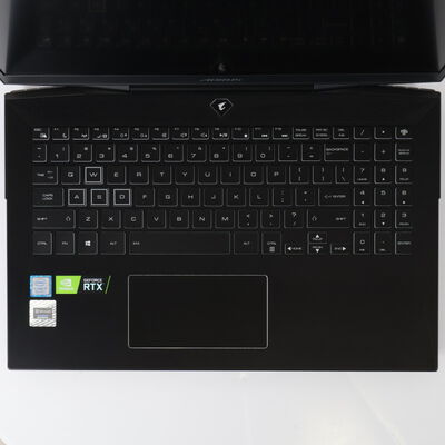 【通販センター】中古  GIGABYTE AORUS 15-X9(Intel Core i7 8750H/16GB/SSD500GB+SSD500GB+HDD2TB/なし/NVIDIA GeForce RTX 2070 8GB/15.6/1920x1080/Wi-Fi/W11H64 MAR) 185373【7/2大決算値下げ!】 