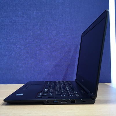 【松山環状枝松店】中古  FUJITSU LIFEBOOK U7410 (INTEL Core i5 10310U 1.7GHz/16GB/SSD256GB/-/オンボード/14/1366x768/Wi-Fi/WEBCAM/W11H64) 180534 