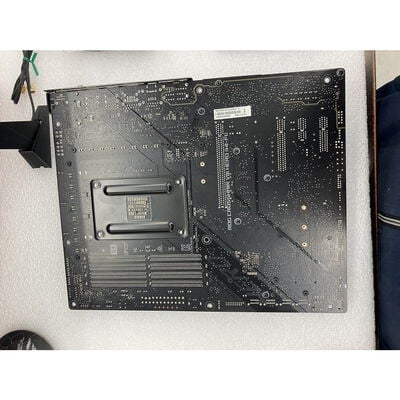 【京都店】中古  ASUS ROG CROSSHAIR VIII HERO (WI-FI)(X570 AM4 ATX) 140036 