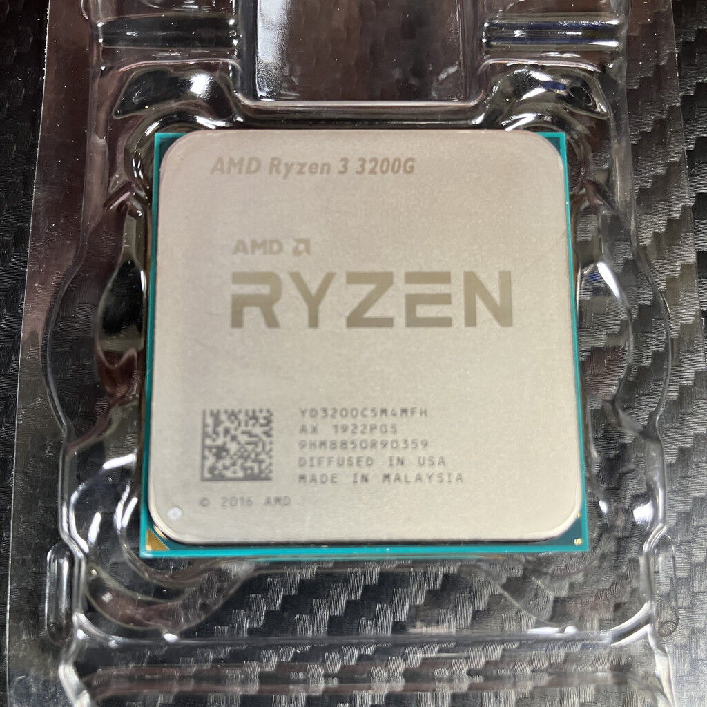AMD Ryzen 3 3200G 本体のみ Amazon.com: AMD Ryzen 3 3200G 4-core unlocked desktop