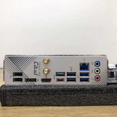 【津ラッツ店】中古  ASRock B760 Pro RS/D4 WiFi (B760 1700 ATX DDR4) 4990001415 