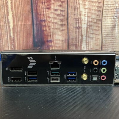 【富士青葉店】中古  ASUS TUF GAMING B760-PLUS WIFI D4 (B760 1700 ATX DDR4) 5070001305 