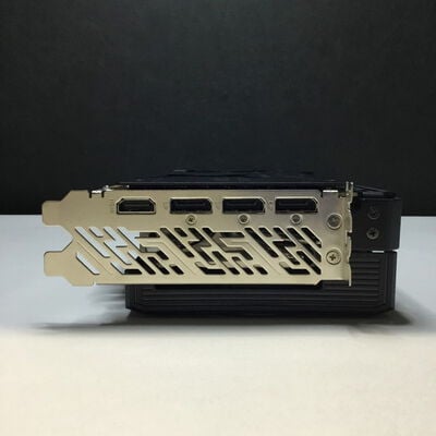 【松山環状枝松店】中古  各社 Radeon RX9070XT (16GB PCI-E) 4560001303 