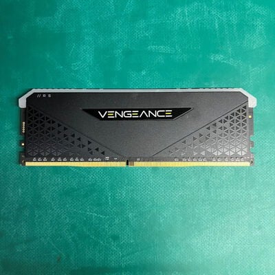 【静岡東瀬名店】中古  PC4-25600 8GB デスクトップ用 140727 