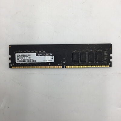 【白山FM松任店】中古  PC4-21300 16GB デスクトップ用(DDR4-2666) 135638 