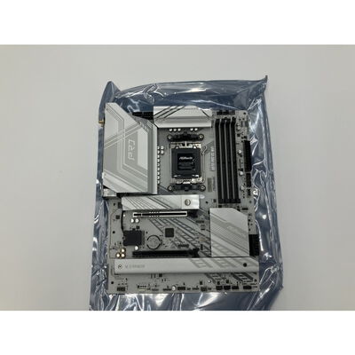 【鹿児島店】中古  ASRock X870 Pro RS WiFi (X870 AM5 ATX DDR5) 172200 