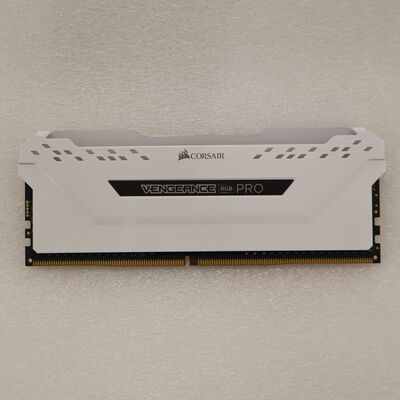 【通販センター】中古  PC4-25600 8GB デスクトップ用(DDR4-3200) 140727 