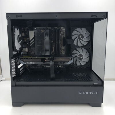 【福井日之出店】中古  自作ゲーミングデスクトップ GIGABYTE(Ryzen 5 9600X/32GB/SSD1TB/RX9060XT 16GB/W11H) 5200000909 
