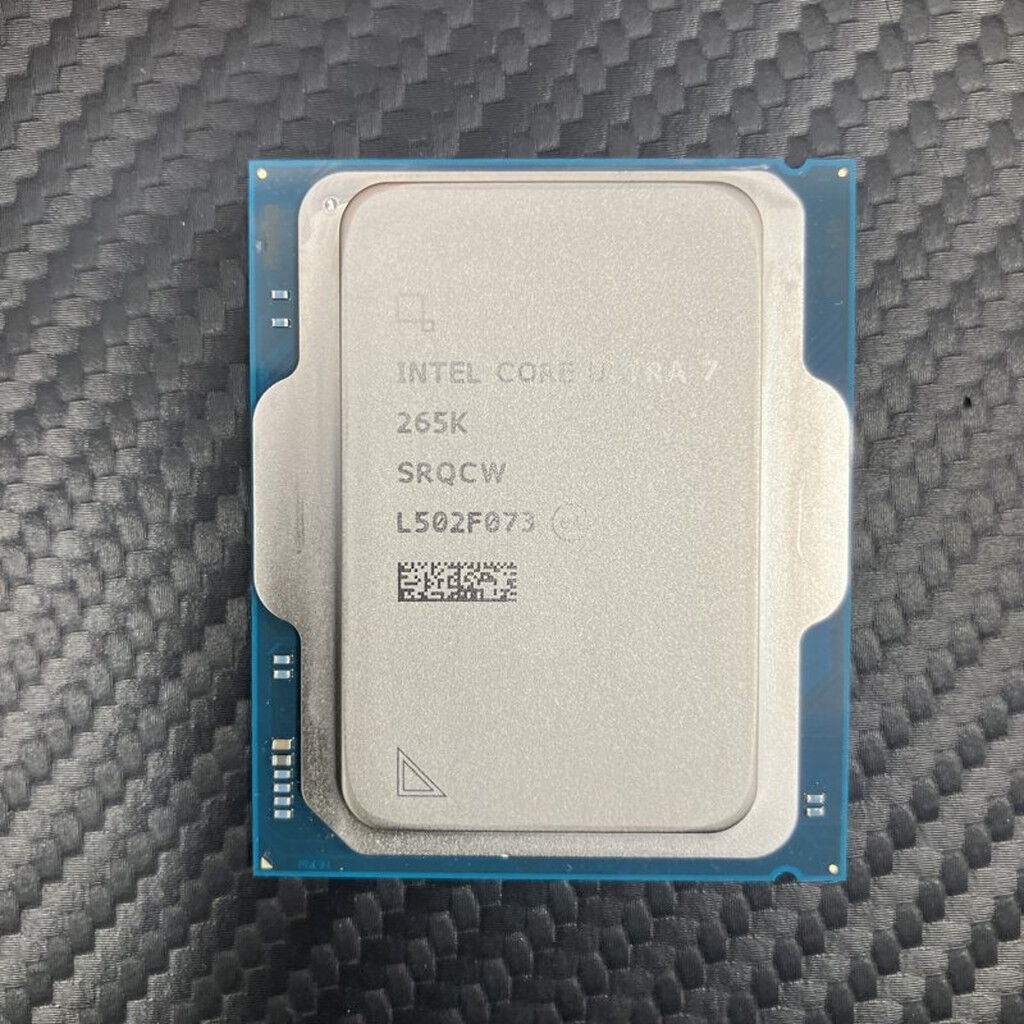 中古 INTEL Core Ultra 7 265K (1851/3.9G/30M/C20/T20) （348246