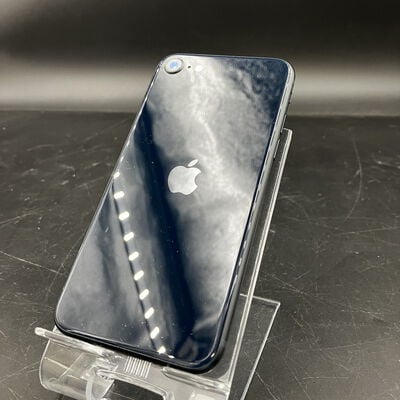 【大須店】中古  【au版SIMフリー】Apple iPhoneSE 4.7インチ (第3世代) 64GB (ミッドナイト) MMYC3J/A 154842 