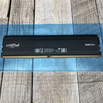 【広島店】中古  crucial CP16G56C46U5 (DDR5 PC5-44800 16GB) 3320005157 