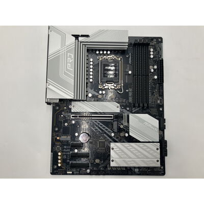 【秋葉原本店】中古  ASRock Z890 Pro RS (Z890 1851 ATX DDR5) 172170 