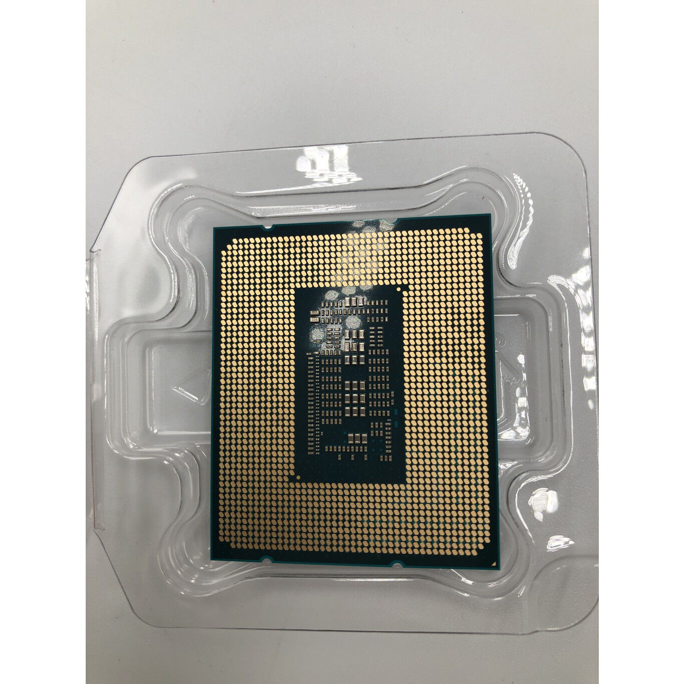 中古 INTEL Core i7 12700K (1700/3.6G/25M/C12/T20) 147857