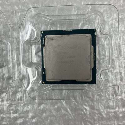 【秋葉原本店】中古  INTEL Core i7 9700KF (1151/3.60GHz/12M/C8/T8) 139476 