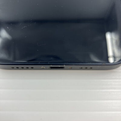 【秋葉原本店】中古  【au】Apple iPhone12 6.1インチ 64GB (ブラック) MGHN3J/A 143767 