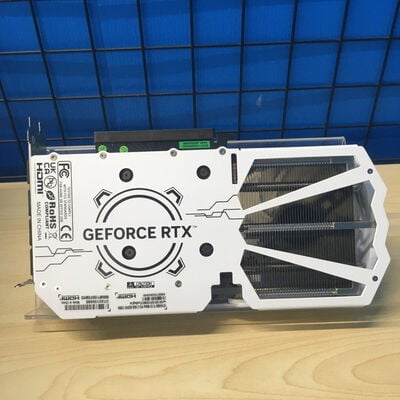 【博多店】中古  玄人志向 GK-RTX4060Ti-E8GB/WHITE/DF (RTX4060Ti 8GB) 158555 