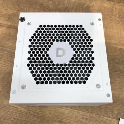 【姫路店】中古  ﾄﾞｽﾊﾟﾗｾﾚｸﾄ 750W-GOLD-ATX31-WH(750W WH ATX3.1) 4740000535 