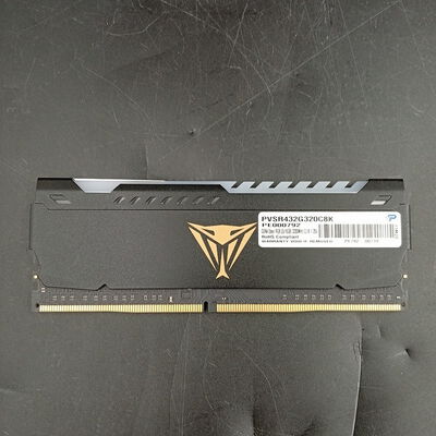 【大須店】中古  PC4-25600 16GB デスクトップ用(DDR4-3200) 140728 