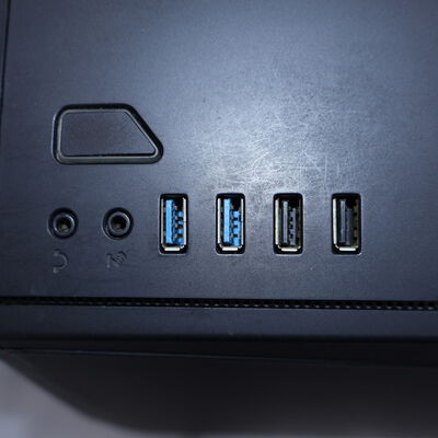 【通販センター】中古  NonBrand OriginalPC(Intel Core i7 9700K/32GB DDR4 (PC4)/SSD525GB/なし/オンボード/W11H64 MAR) 204439 