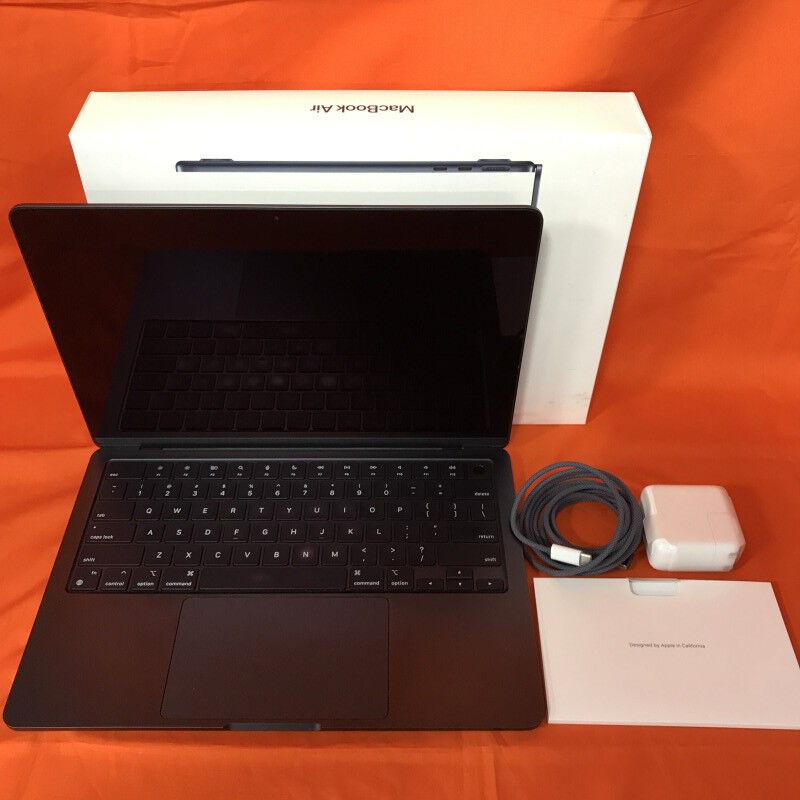 中古 Apple MacBook Air M2 2022 Z160001C9(Apple M2/16GB