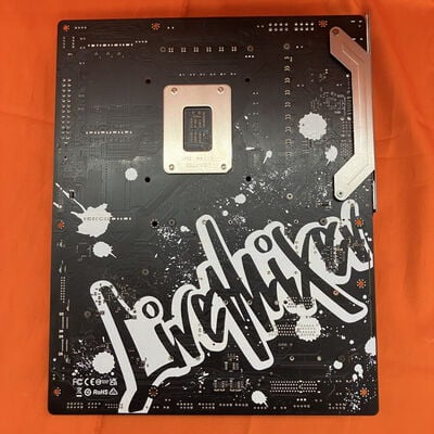 【なんば店】中古  ASRock Z790 LiveMixer (Z790 1700 ATX DDR5) 175344 