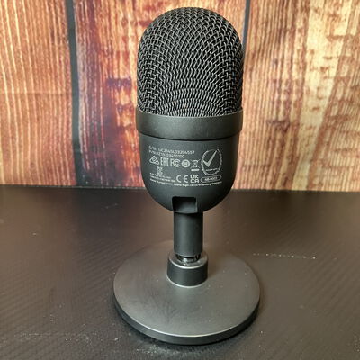 【富士青葉店】中古  Razer Seiren V3 Mini RZ19-05050100-R3M1 [Black] 5070001505 