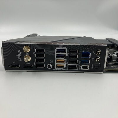 【なんば店】中古  ASRock B850 LiveMixer WiFi (B850 AM5 ATX DDR5) 3280022327 