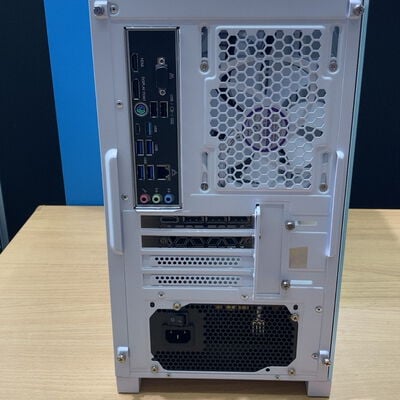 【甲府飯田店】中古  mouse NEXTGEAR JGA7G7SW5ABCW101DECTKMR(Ryzen 7 5700X/32GB/SSD1TB/RTX4070 SUPER/W11H) 4720003245 