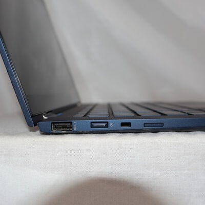 【通販センター】中古  HP Elite Dragonfly G2 (Intel Core  i7 1185G7 3.00GHz/16GB/SSD512GB/-/オンボード/13.3/1920x1080/Wi-Fi/WEBCAM/US配列/W11H64 MAR) 186498 