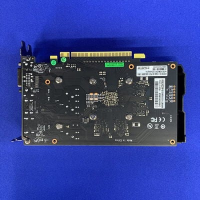【横浜駅前店】中古  玄人志向 GF-GTX1650D6-E4GB/DF3 (GTX1650 4G GDR6) 3400009036 