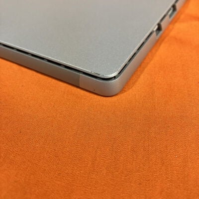 【なんば店】中古  マイクロソフト Surface Pro 6 128GB LGP-00014(Core i5-8250U/8GB/SSD128GB/なし/オンボード/12.3/2736x1824/W11H) 4510001825