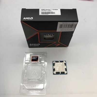 【大分店】中古  AMD Ryzen 7 9700X (AM5/3.8GHz/40M/C8/T16/65W) 169022 
