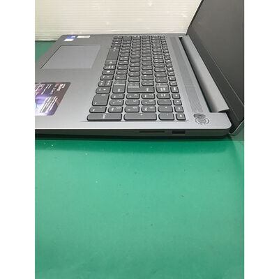 【浦添城間店(沖縄)】中古  Lenovo Slim 3i Gen9(7 150U/16GB/SSD512GB/W11H) 4780001633 