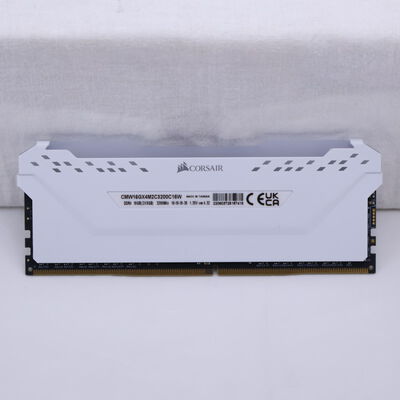 【通販センター】中古  PC4-25600 8GB デスクトップ用(DDR4-3200) 140727 