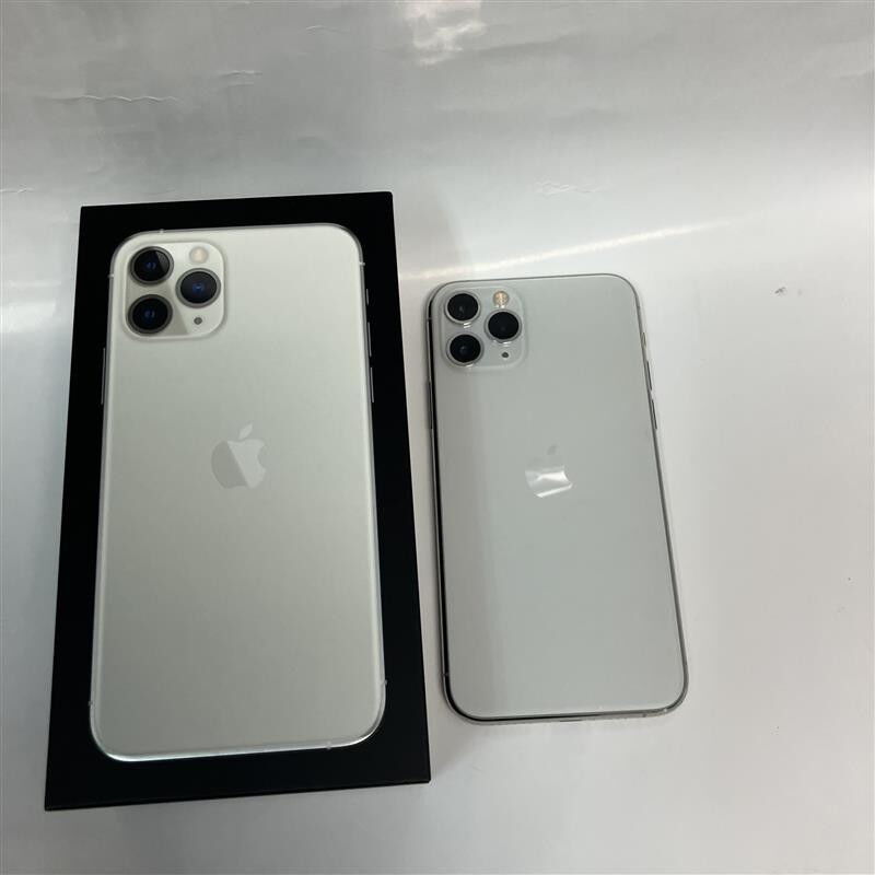 美品！　SIMロック解除済み！iPhone11 pro 256G シルバー iPhone11 Pro 256GB シルバー SIMロック解除済 - メルカリ