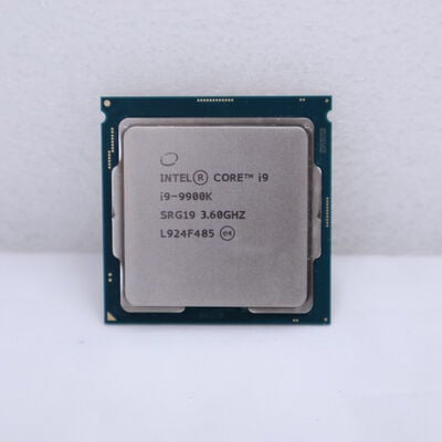 【通販センター】中古  INTEL Core i9 9900K (1151/3.60GHz/16M/C8/T16) 138482 