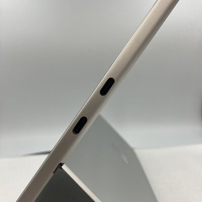 【新潟店】中古  Microsoft Surface Pro 12インチ EP2-27651 [プラチナ](Snapdragon X Plus/16GB/ストレージ256GB/W11H) 3290006934 