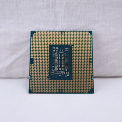 【通販センター】中古  INTEL Core i3 10105 (1200/3.7G/6M/C4/T8) 145174 