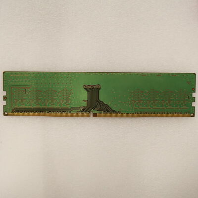 【通販センター】中古  PC4-21300 8GB デスクトップ用(DDR4-2666) 126165 