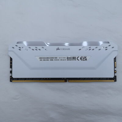 【通販センター】中古  PC4-25600 8GB デスクトップ用(DDR4-3200) 140727 