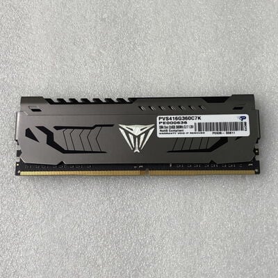 【甲府飯田店】中古  PC4-28800 8GB デスクトップ用(DDR4-3600) 140733 